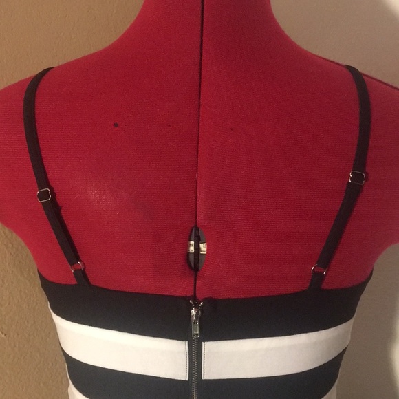 Harper Black and White Dress - Picture 6 of 6